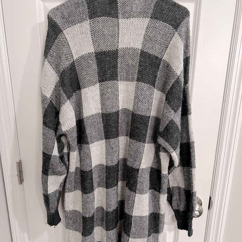 AMERICAN EAGLE CARDIGAN SWEATER - Picture 2 of 2